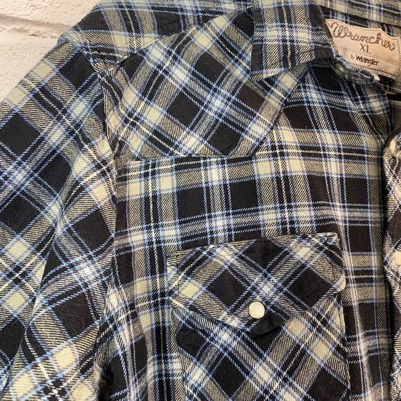 Wrangler Wrancher Vintage Blue Plaid Flannel Shirt w/ Pearl Snap Buttons size XL - Picture 3 of 10